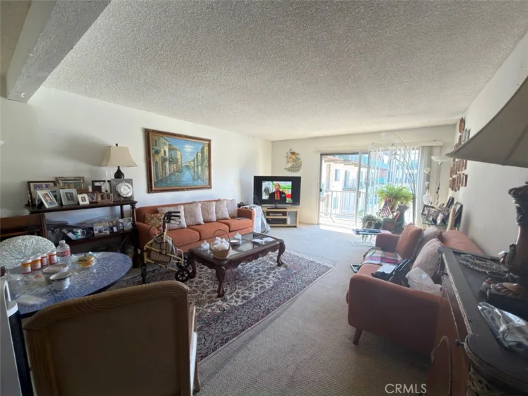 5460 White Oak Avenue #E225 photo 1