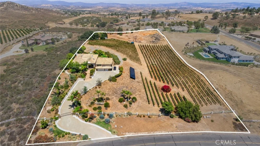 21384 Paseo Montana photo 37