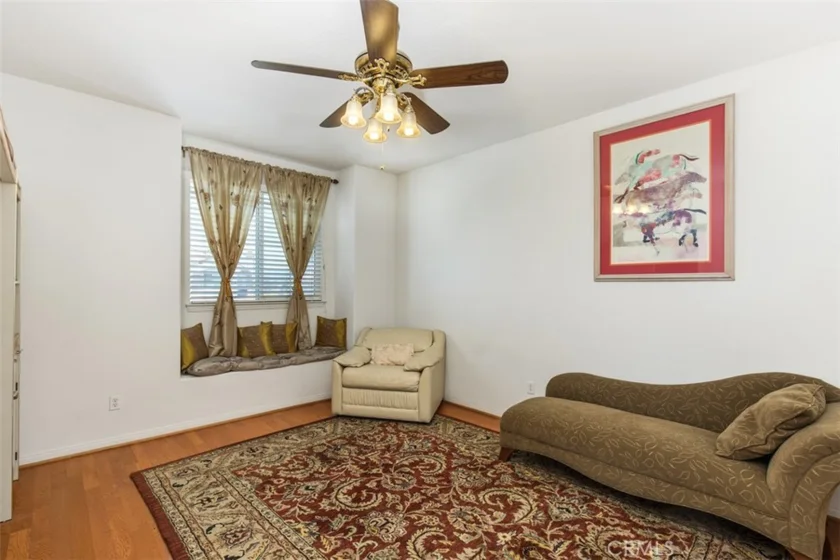35982 Murano Street photo 22