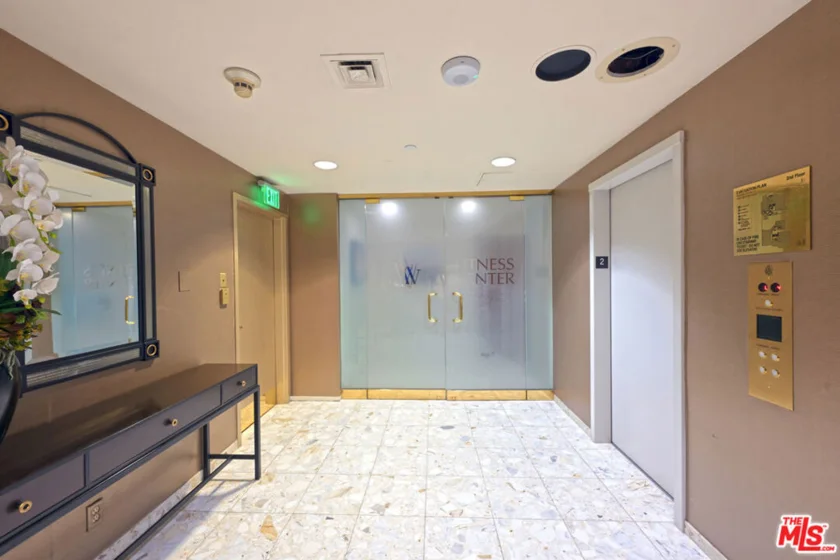 10601 Wilshire Boulevard #1404 photo 54