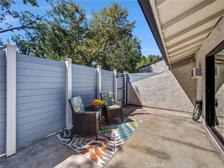 413 N Conestoga Way #11 photo 1