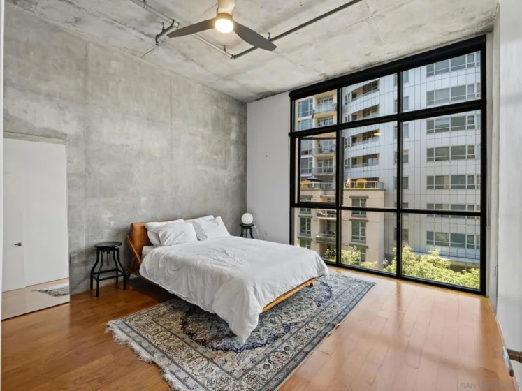 527 10th Avenue #402 photo 7