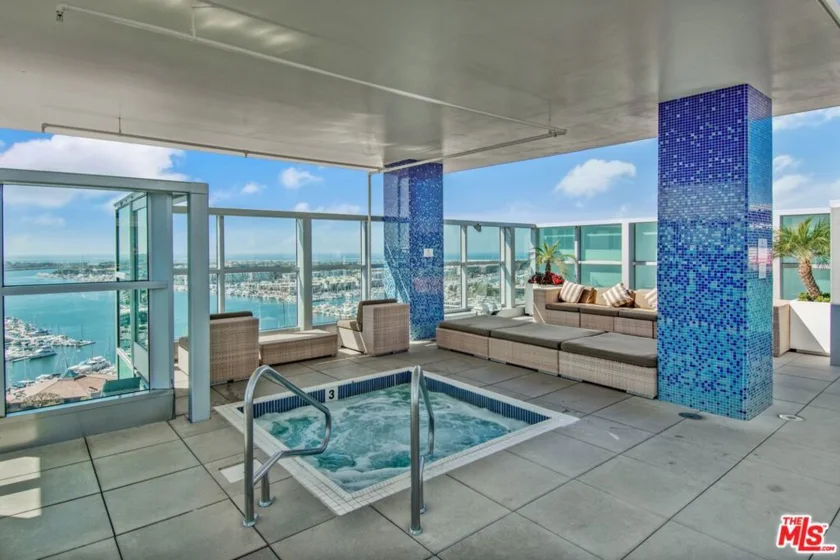 13700 Marina Pointe Drive #1401 photo 17