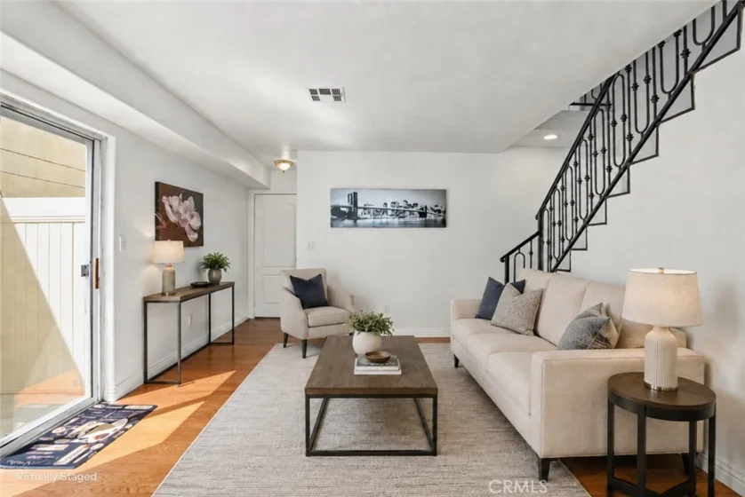 18334 Keswick Street photo 15