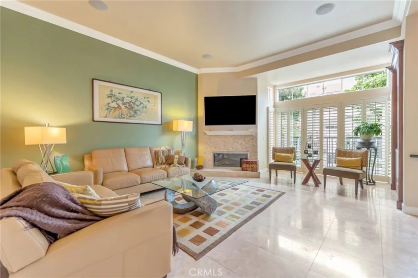 6056 Shadowbrook Circle photo 5