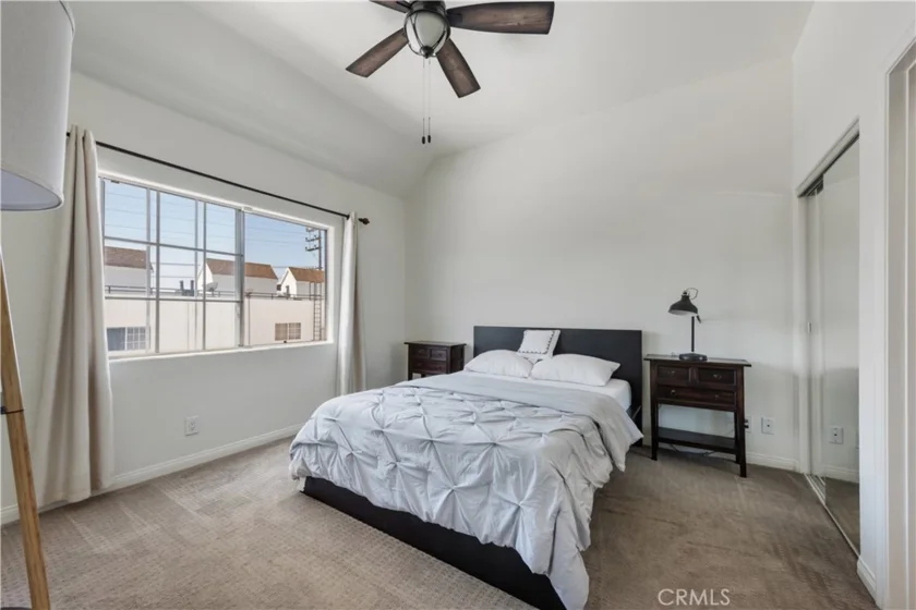 813 N Martel Avenue #2 photo 8