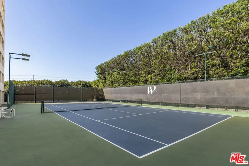 1131 Alta Loma Road #415 photo 5