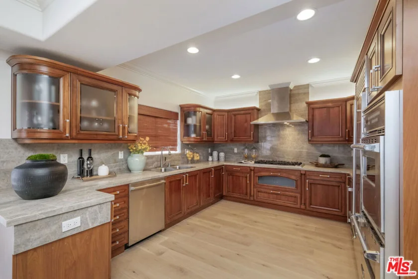 11723 Mayfield Avenue #4 photo 3