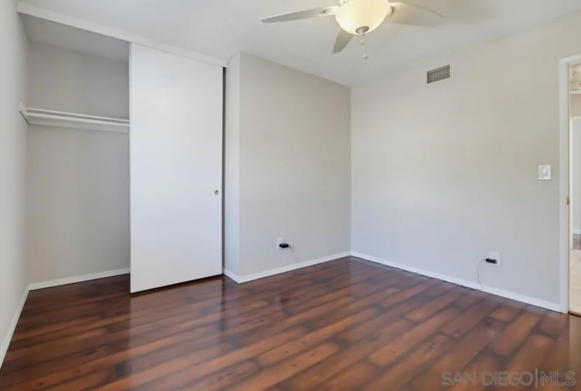 8391 Suntree Place photo 20