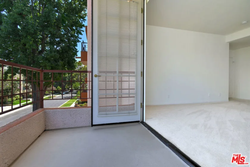 14570 Benefit Street #201 photo 34