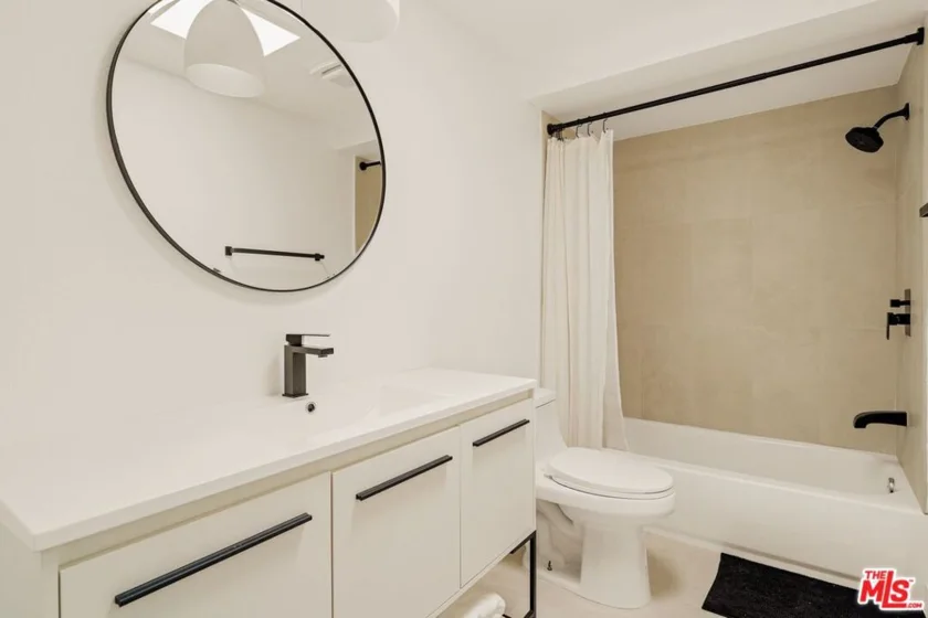 4600 Glencoe Avenue #2 photo 12