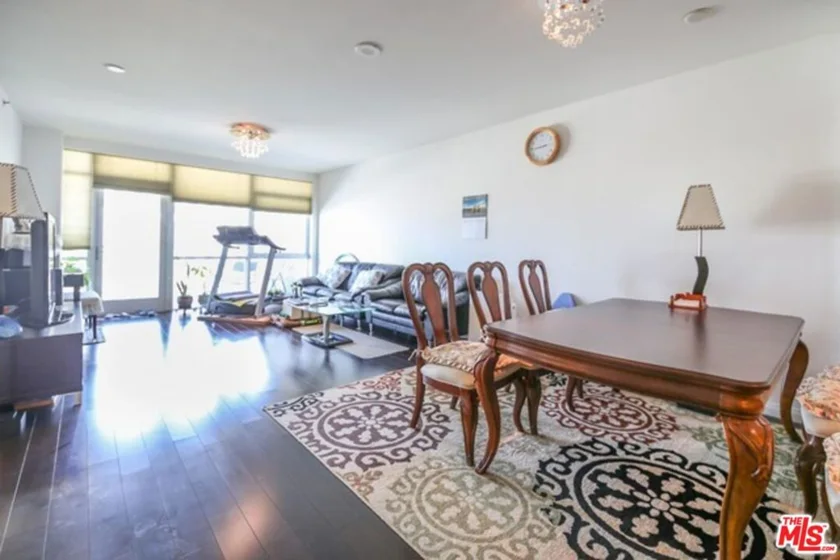 3785 Wilshire Boulevard #908 photo 4