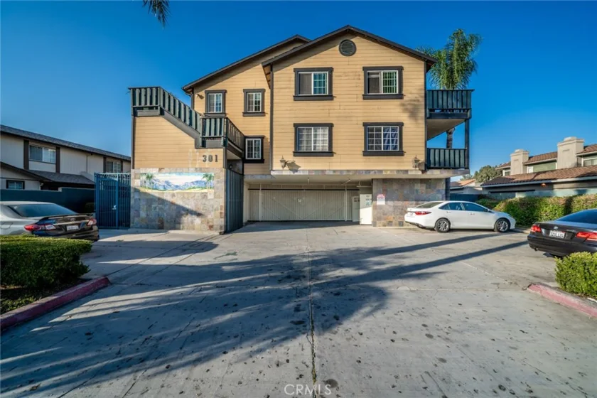 301 W Mountain View Avenue #201 photo 1