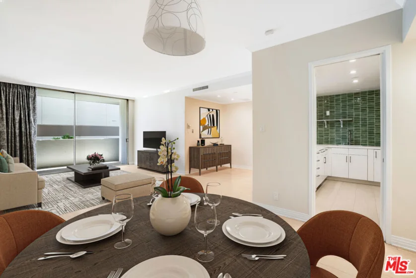 10433 Wilshire Boulevard #405 photo 10