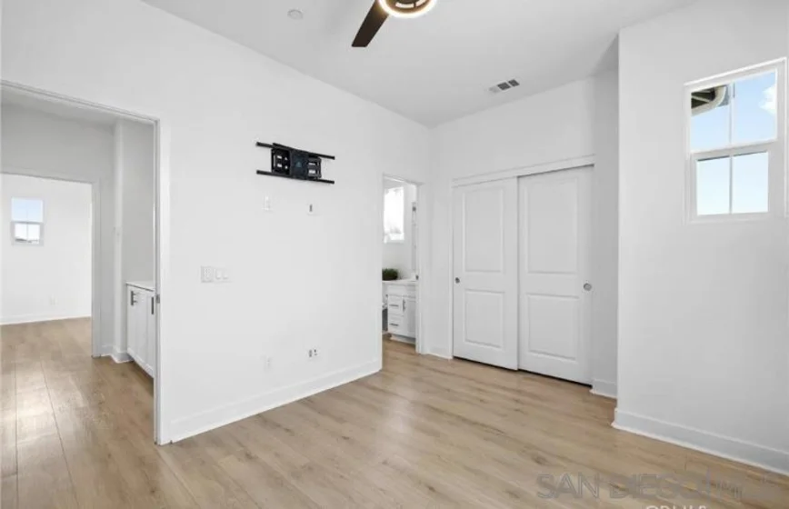 4382 Pacifica Way #1 photo 33