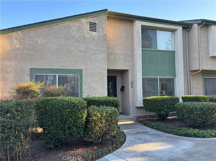 13934 Magnolia photo 1