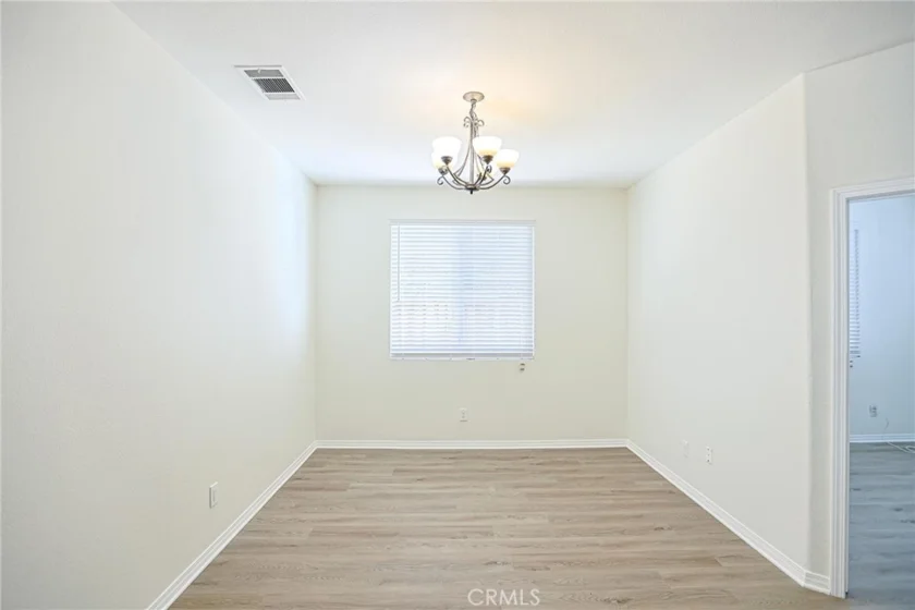 40322 Ariel Hope photo 6