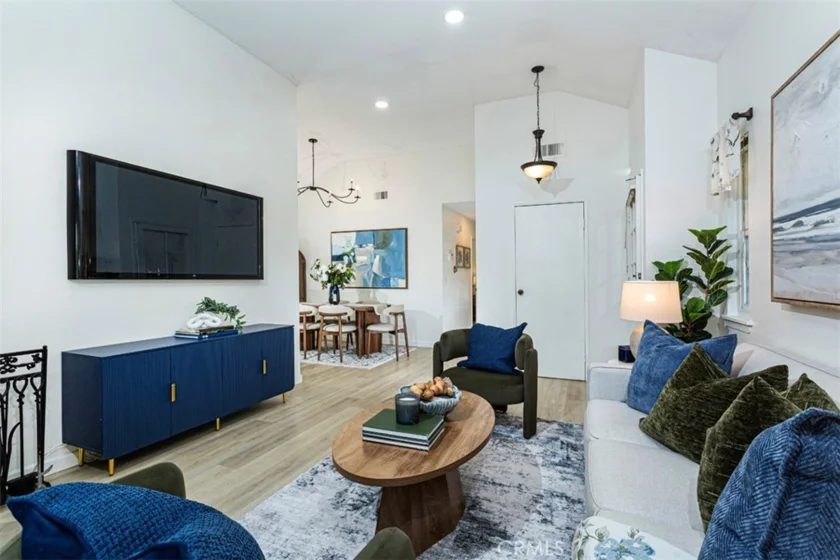 24 Riverstone photo 10