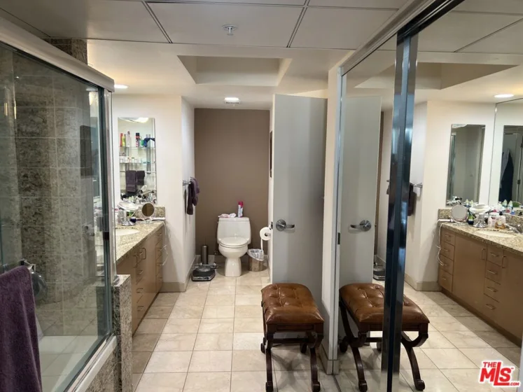 13700 Marina Pointe Drive #722 photo 26