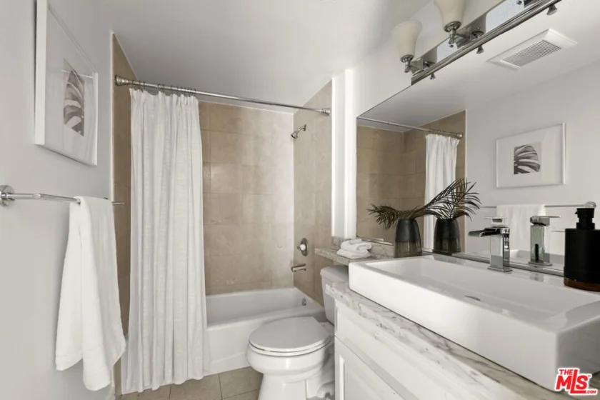11723 Mayfield Avenue #3 photo 7