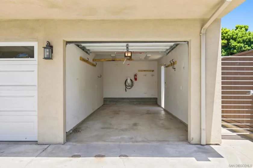 1323 Felspar Street photo 23