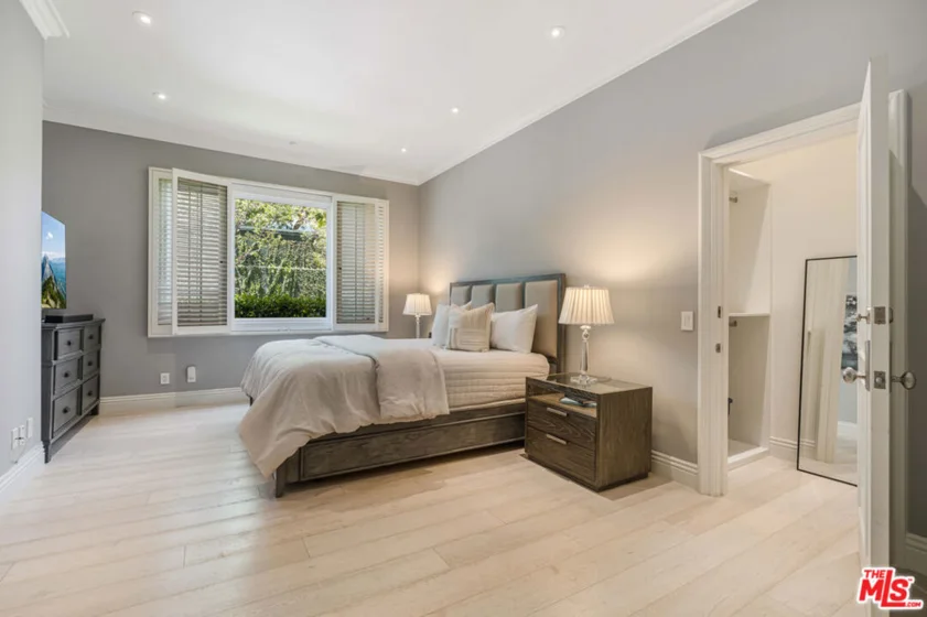 10120 Empyrean Way #102 photo 5