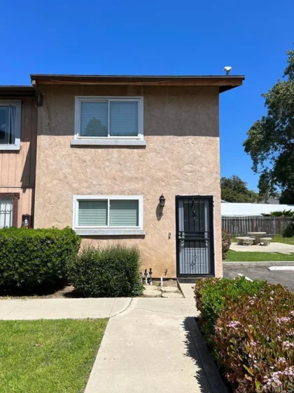 1034 Leland Street #10 photo 1