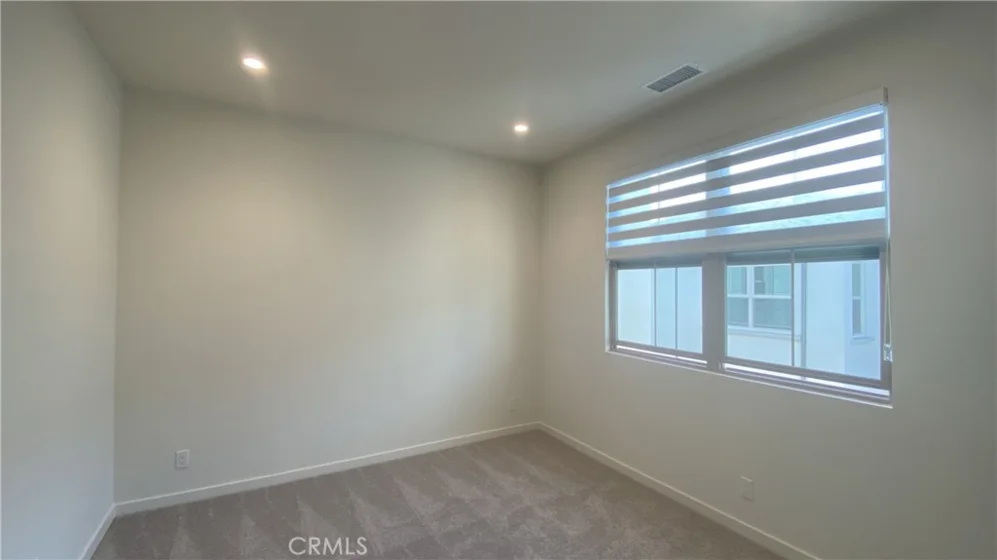 110 Sunnyside photo 16
