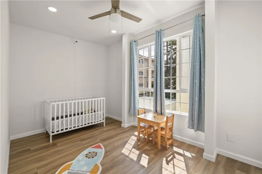 308 1/2 Commonwealth Avenue photo 26