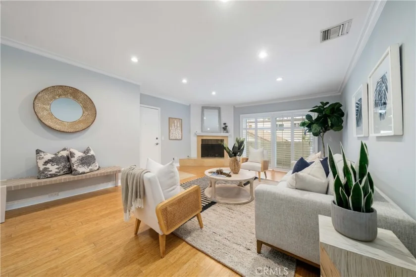 923 17th Street #4 photo 4