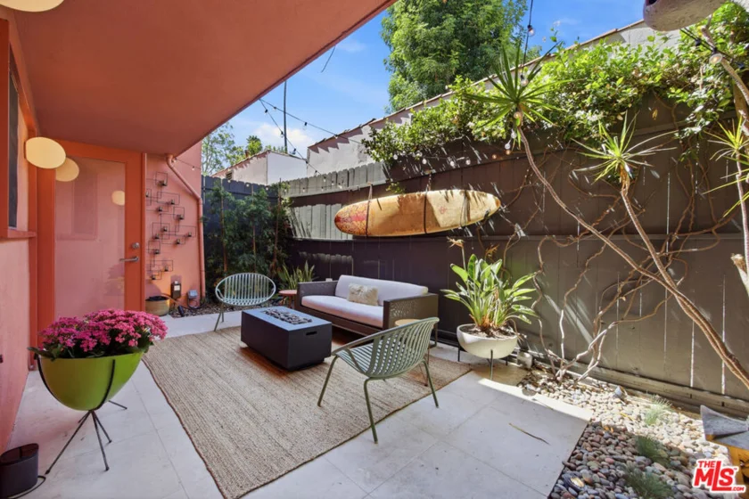 1400 N Hayworth Avenue #2 photo 15