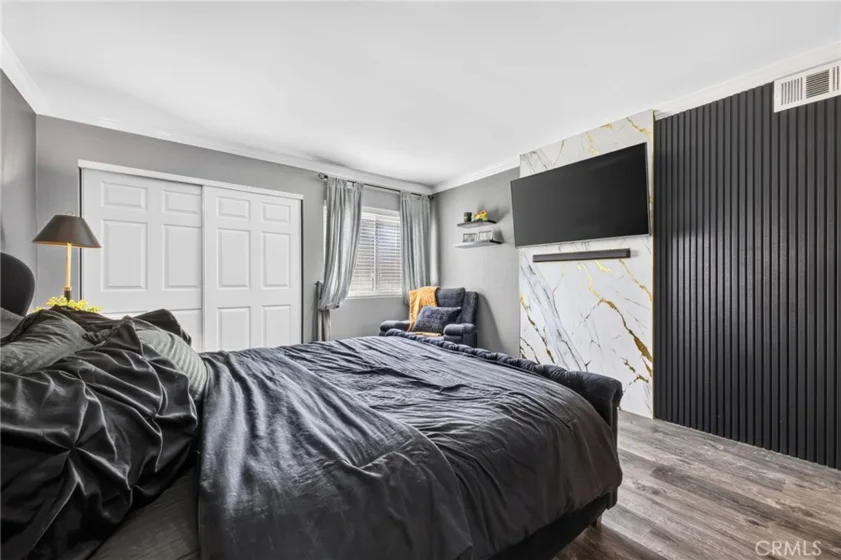 1725 Melrose #28 photo 19