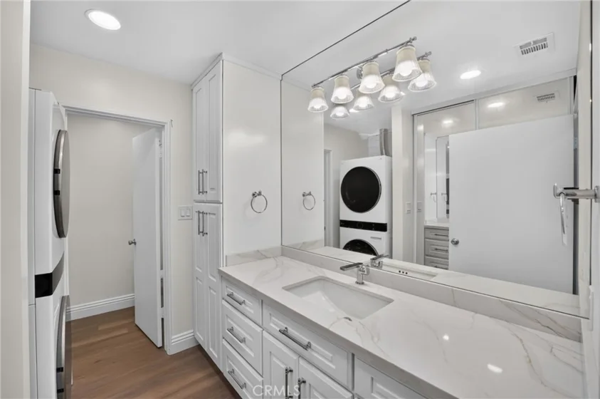 5068 Lakeview photo 15