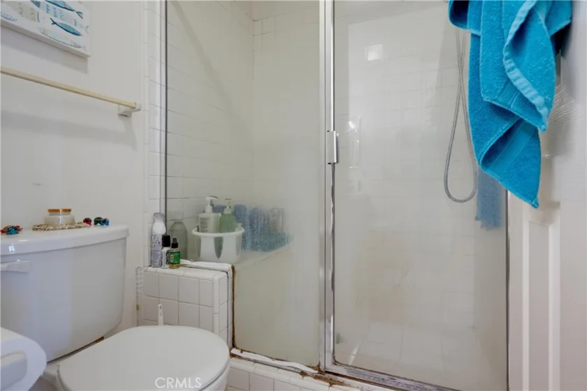 4581 Warner #302 photo 27