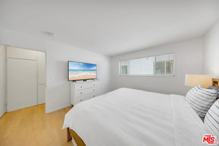2141 S Bentley Avenue #107 photo 7