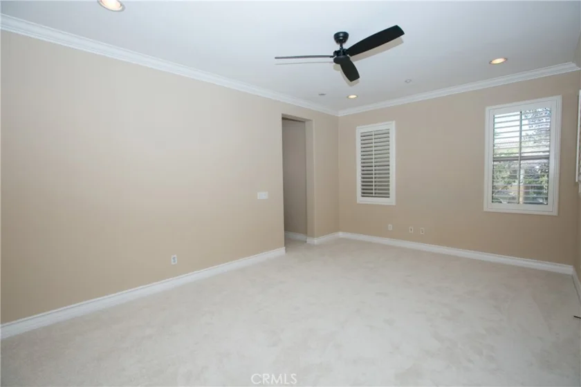 129 Chantilly photo 37