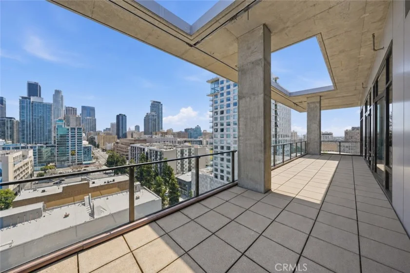 1111 S Grand Avenue #PH 5 photo 21