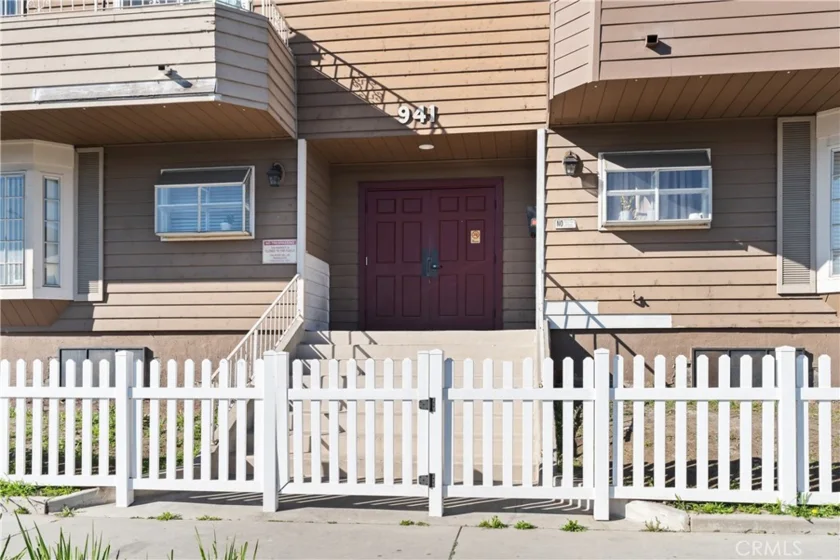 941 Elm #16 photo 2