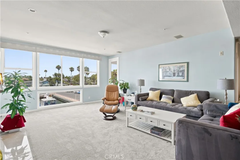 4167 Warner #205 photo 5