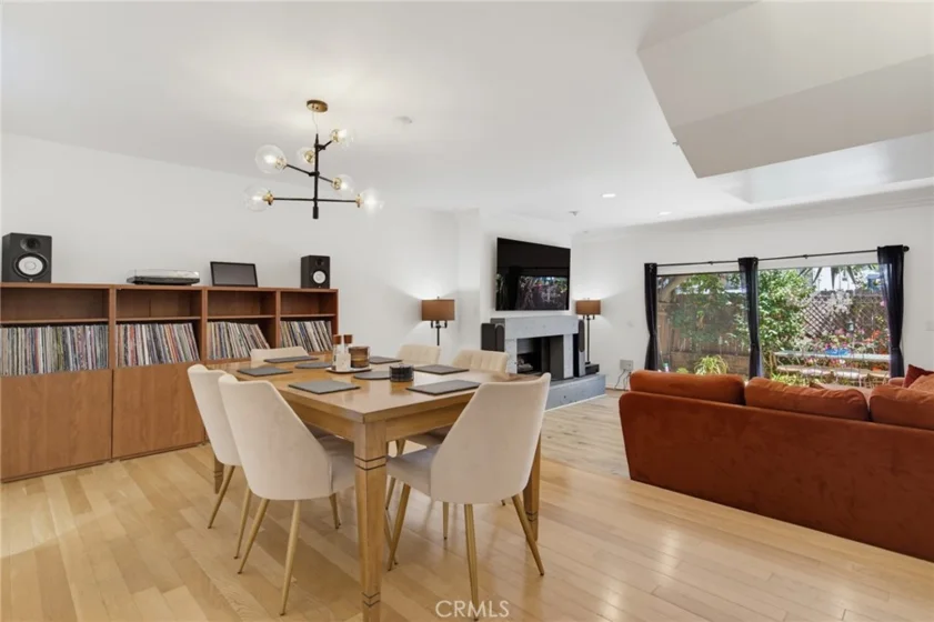 1850 Midvale Avenue #13 photo 2