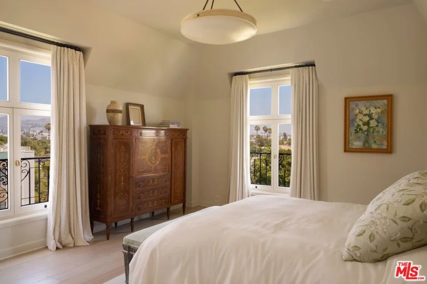 316 N Rossmore Avenue #605 photo 3