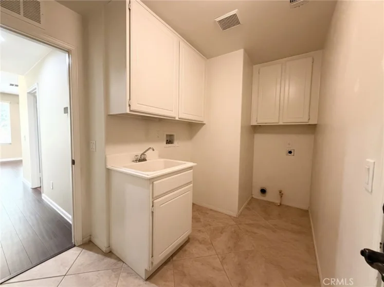 29360 Ariel Street photo 13