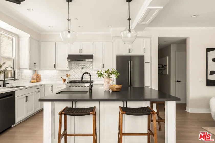 812 N Cleveland Street #1 photo 3