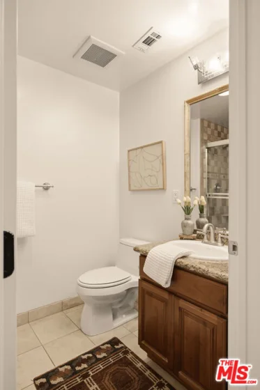 2486 S Centinela Avenue #303 photo 15