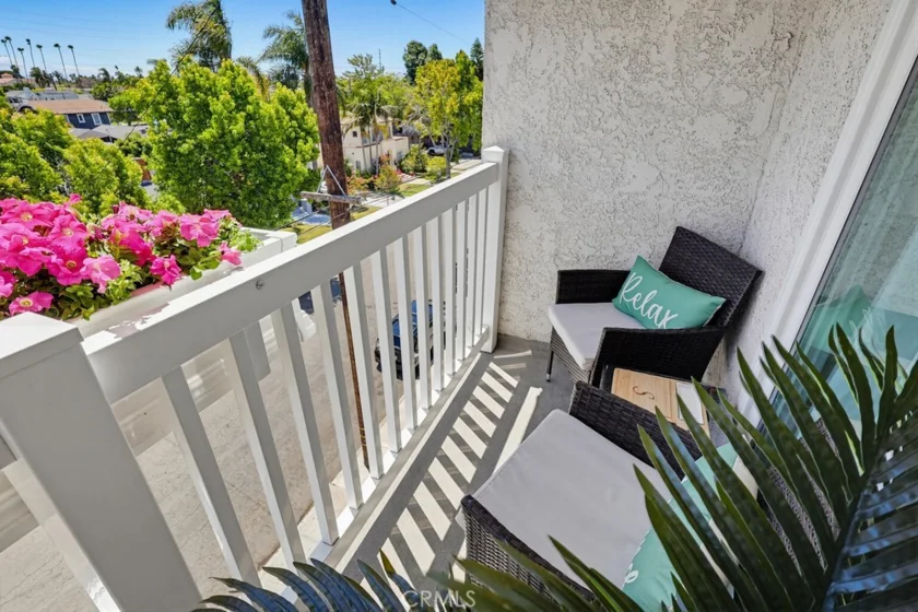363 Newport Avenue #302 photo 20