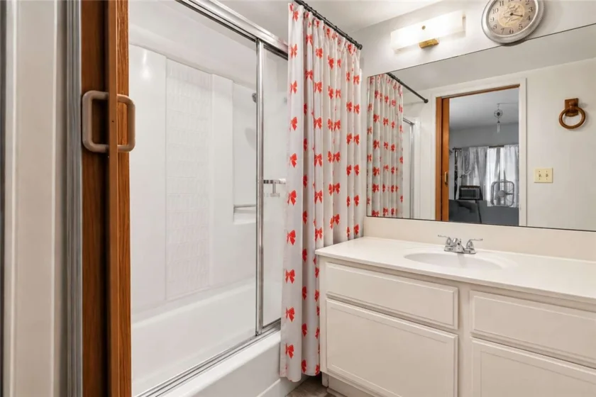8847 Willis Avenue #16 photo 10