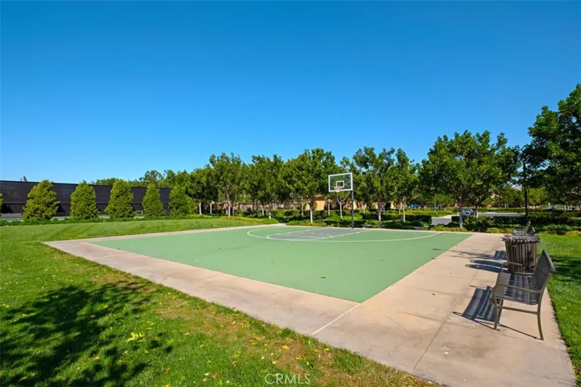 204 Overbrook photo 43