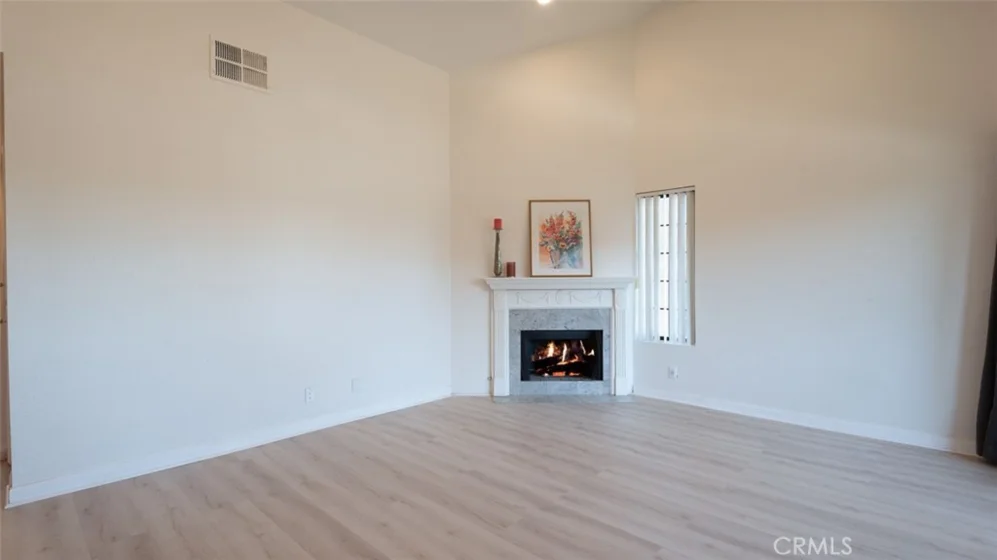 7305 Balboa Boulevard #2 photo 27