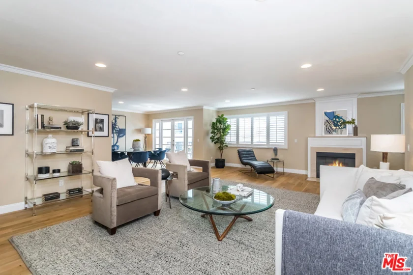 11842 Darlington Avenue #302 photo 1