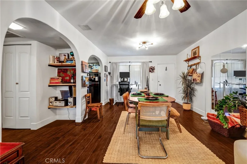 215 N Kenwood Street #106 photo 20